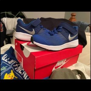 Nike Star Runner Litle Kids Brand New Shoe Boys 11.5C